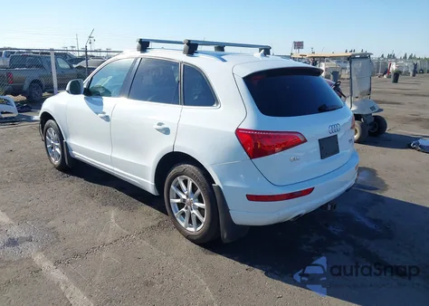 2011 Audi Q5 2.0T Premium z USA, uszkodzony, nr VIN WA1LFAFP0BA099061